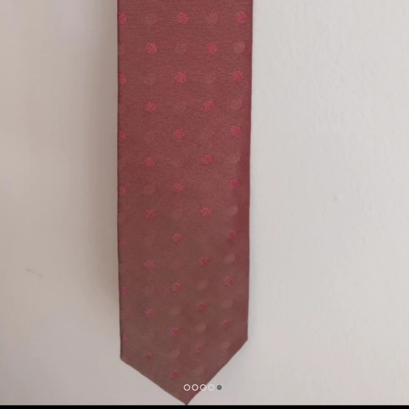 🇨🇦 Authentic Hugo Boss all silk tie NWT - Picture 4 of 5
